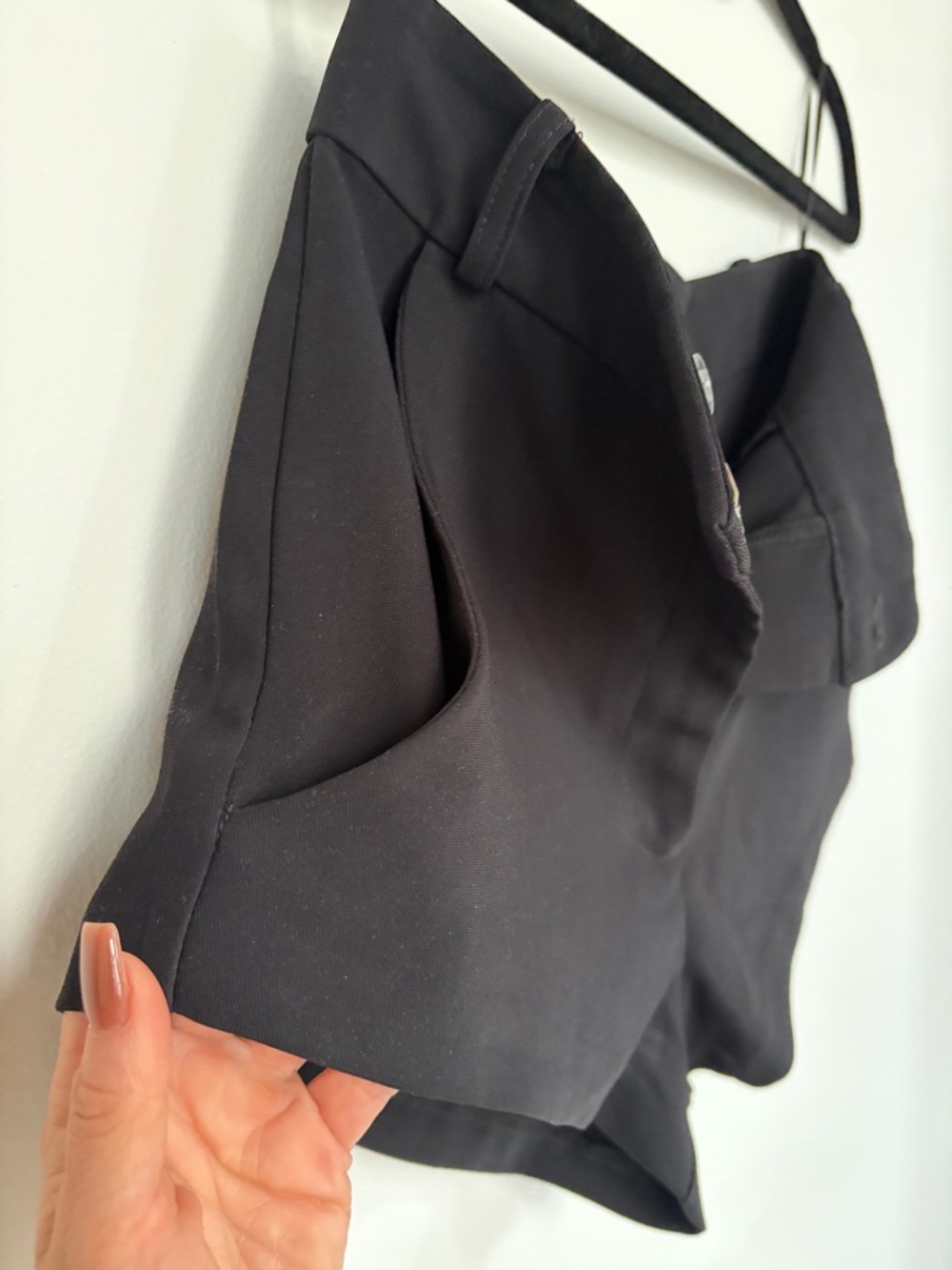 Amanda Uprichard Kelso Shorts in Black
by xRevolve size XS - Picture 12 of 17